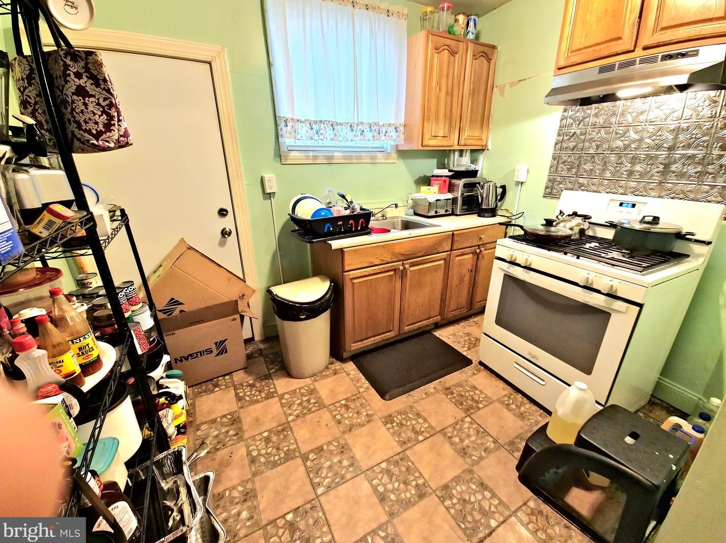 2123 Stella St, Philadelphia PA 19134-4119 exterior