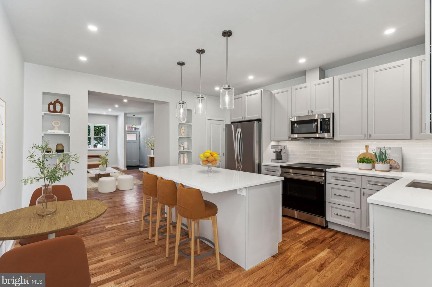 1617 Wharton St, Philadelphia, PA 19146-3036