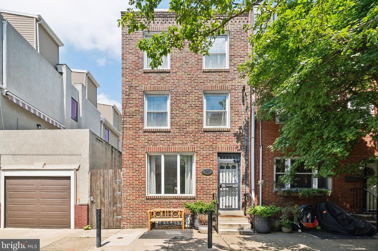 639 Kimball St, Philadelphia, PA 19147-4801