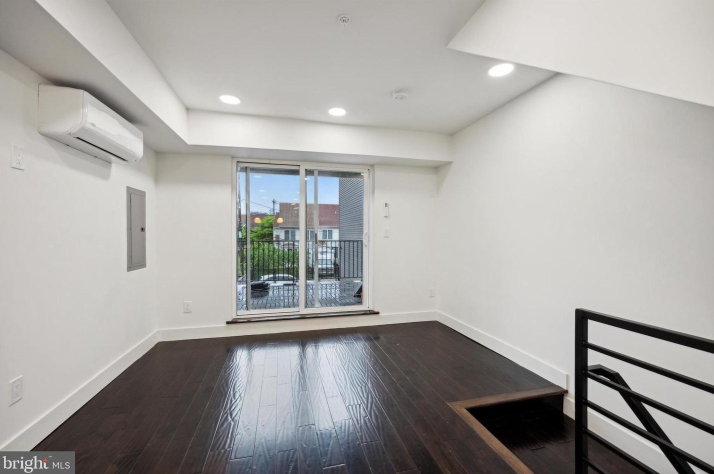 2356 N Front St #3, Philadelphia, PA 19133