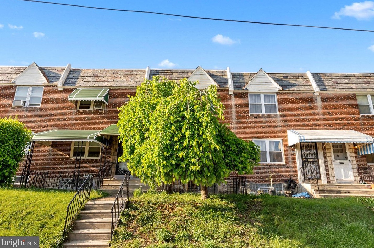 219 Lima St, Philadelphia, PA 19120-3006