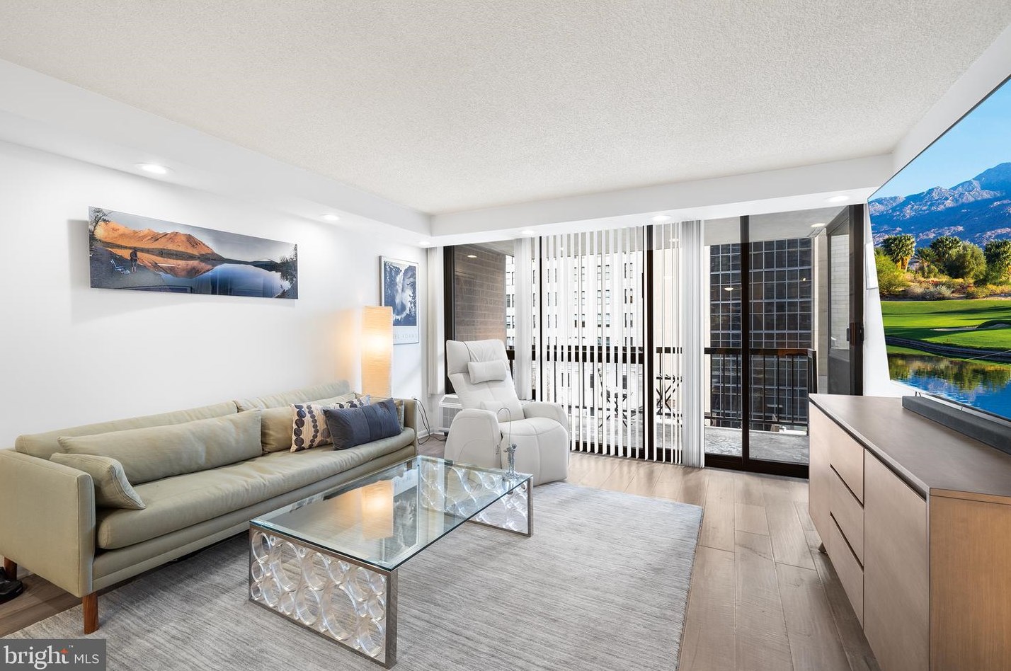 233 S 6th St #806f, Philadelphia, PA