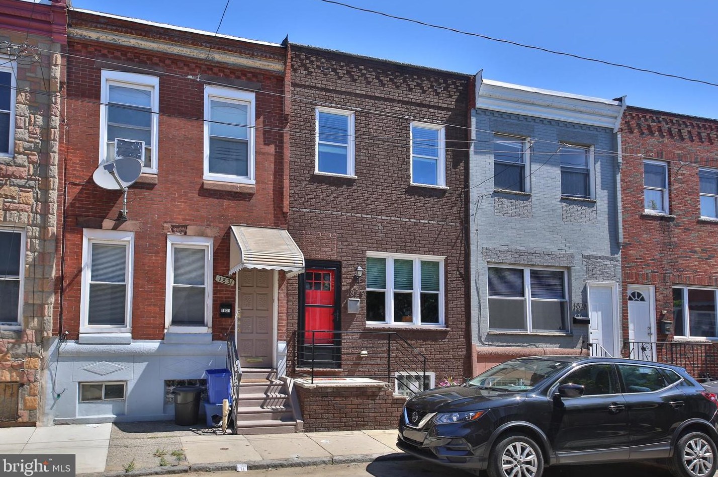 1829 Sigel St, Philadelphia, PA 19145-2132