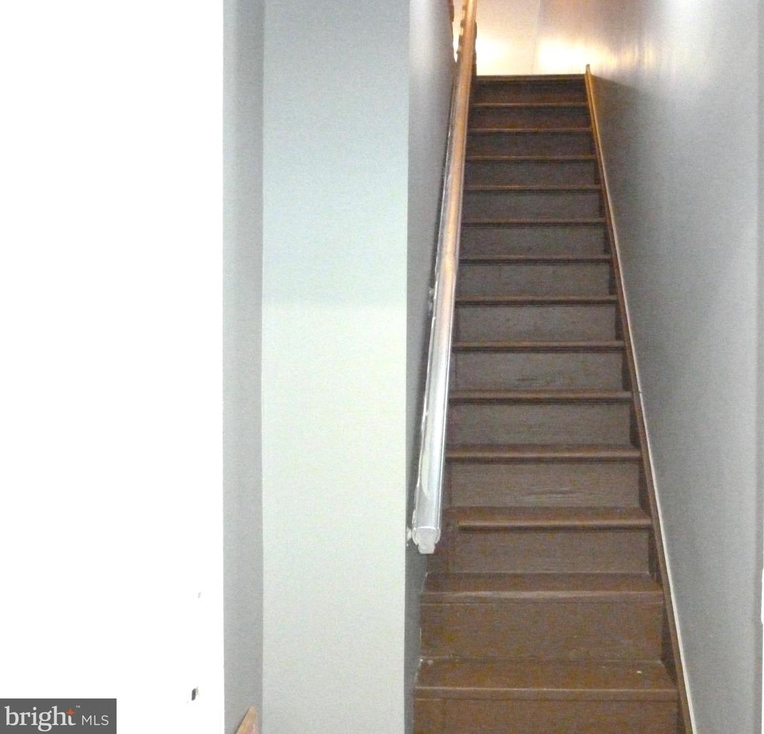 1710 Huntingdon St, Philadelphia PA 19125-3705 exterior