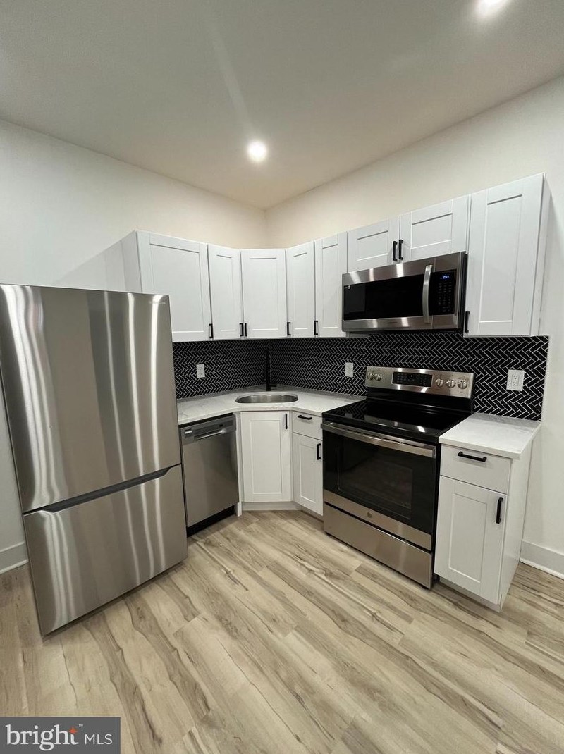 4817 15th St, Philadelphia PA  19141-2103 exterior