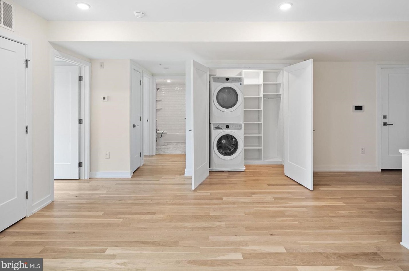 806 N 2nd St #302, Philadelphia, PA 19123