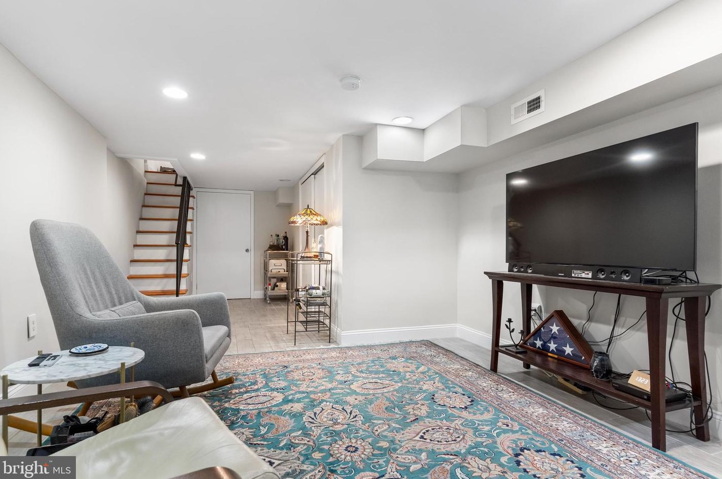 631 Bambrey St, Philadelphia PA 19130-1304 exterior