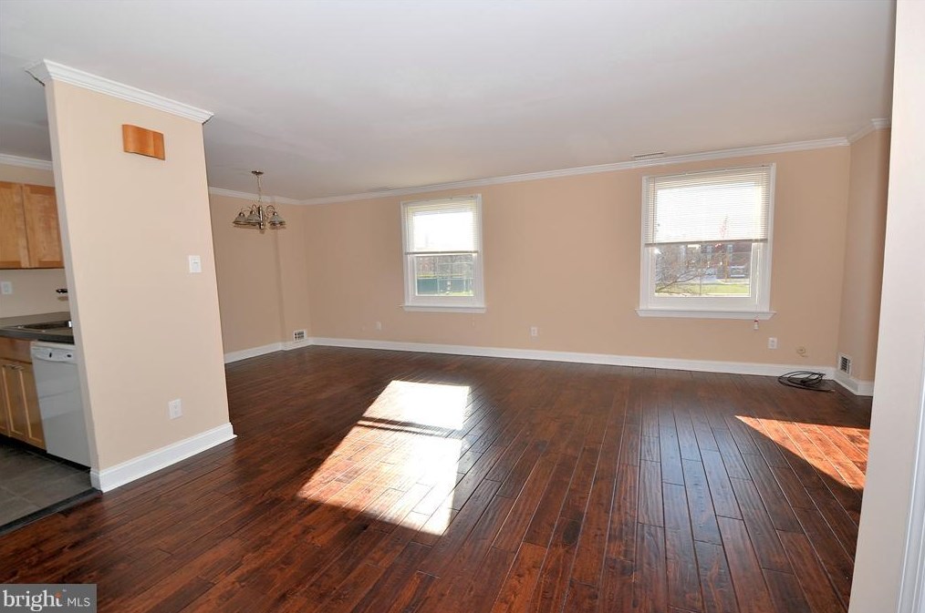 1721 Fitzwater St #a, Philadelphia, PA