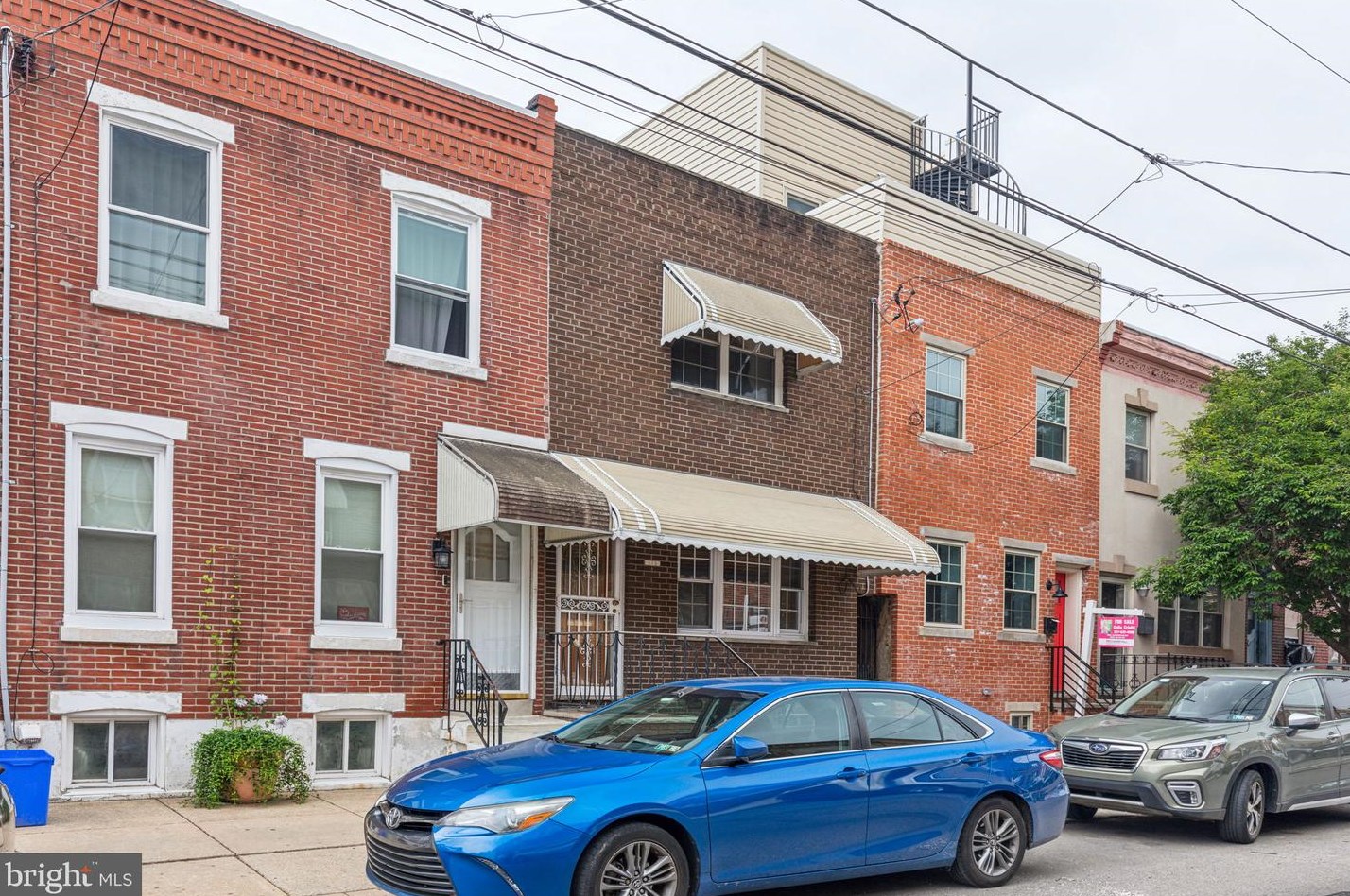 922 Mifflin St, Philadelphia, PA 19148-1613