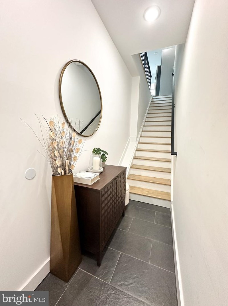 1121 S 26th #2, Philadelphia, PA 19146