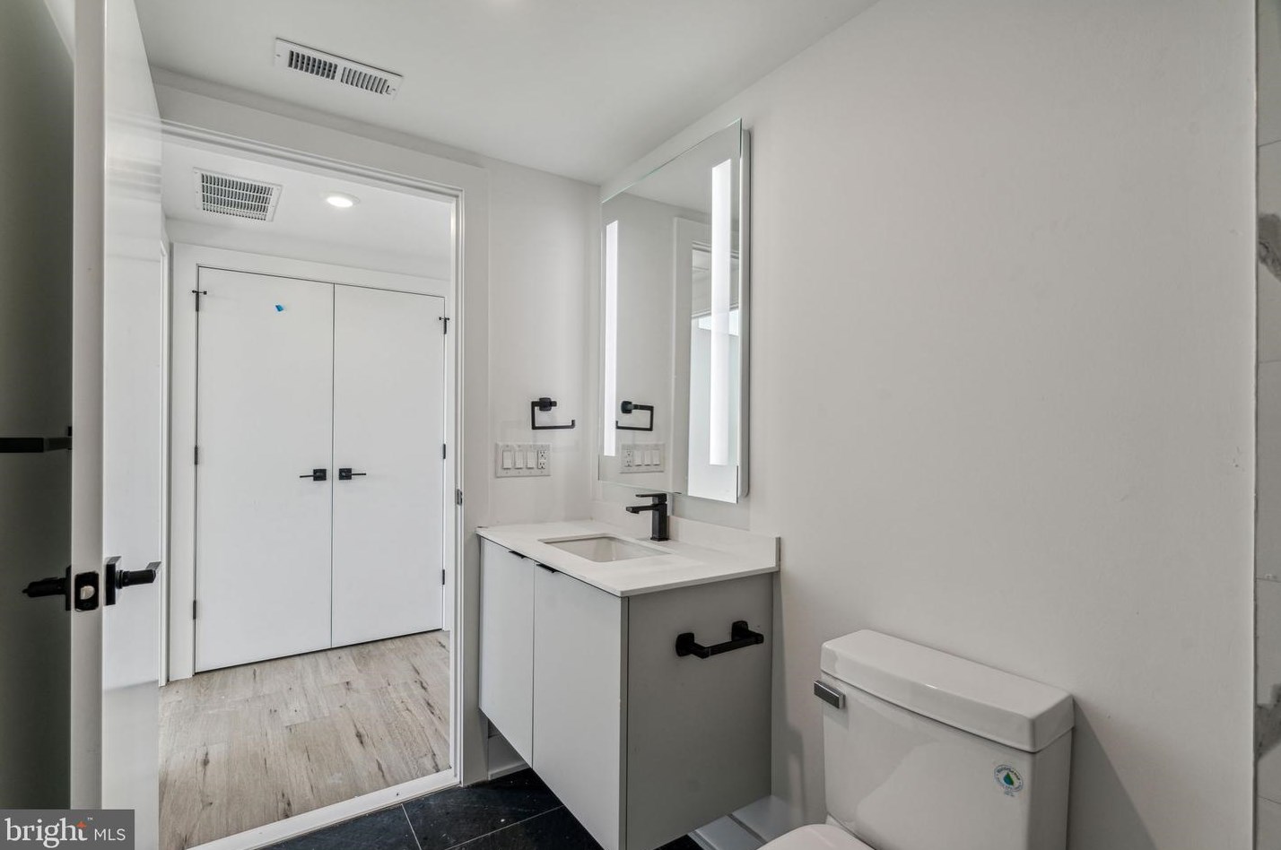 139 W Chelten Ave #201, Philadelphia, PA 19144