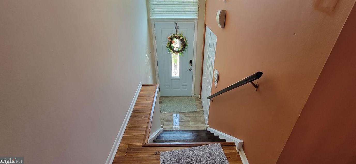 3611 Sussex Ln, Philadelphia, PA 19114-1815