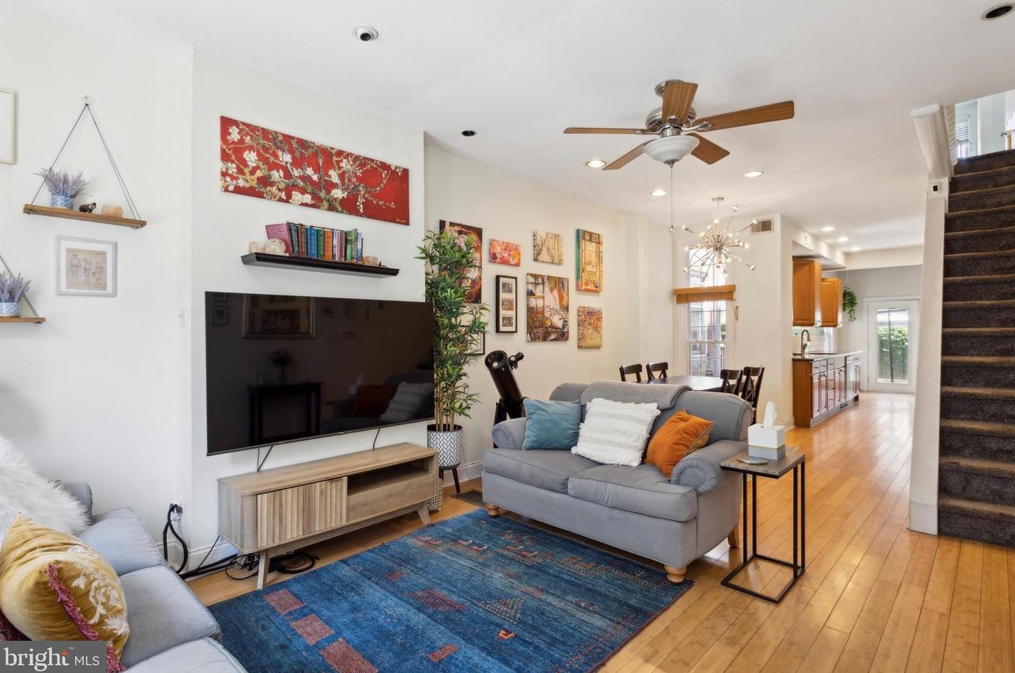1325 E Eyre St, Philadelphia, PA 19125