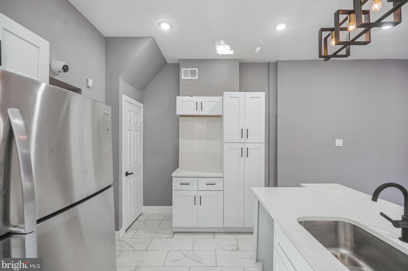 1120 Lindley Ave, Philadelphia PA 19141-2235 exterior