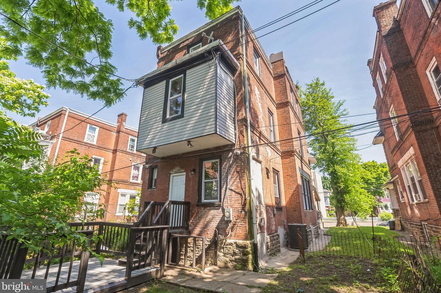 1120 Lindley Ave, Philadelphia PA 19141-2235 exterior