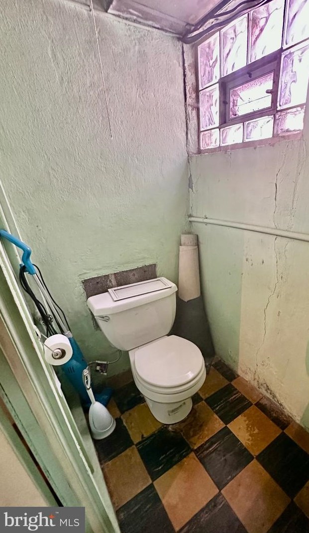 2930 Teesdale St, Philadelphia PA  19152-4514 exterior