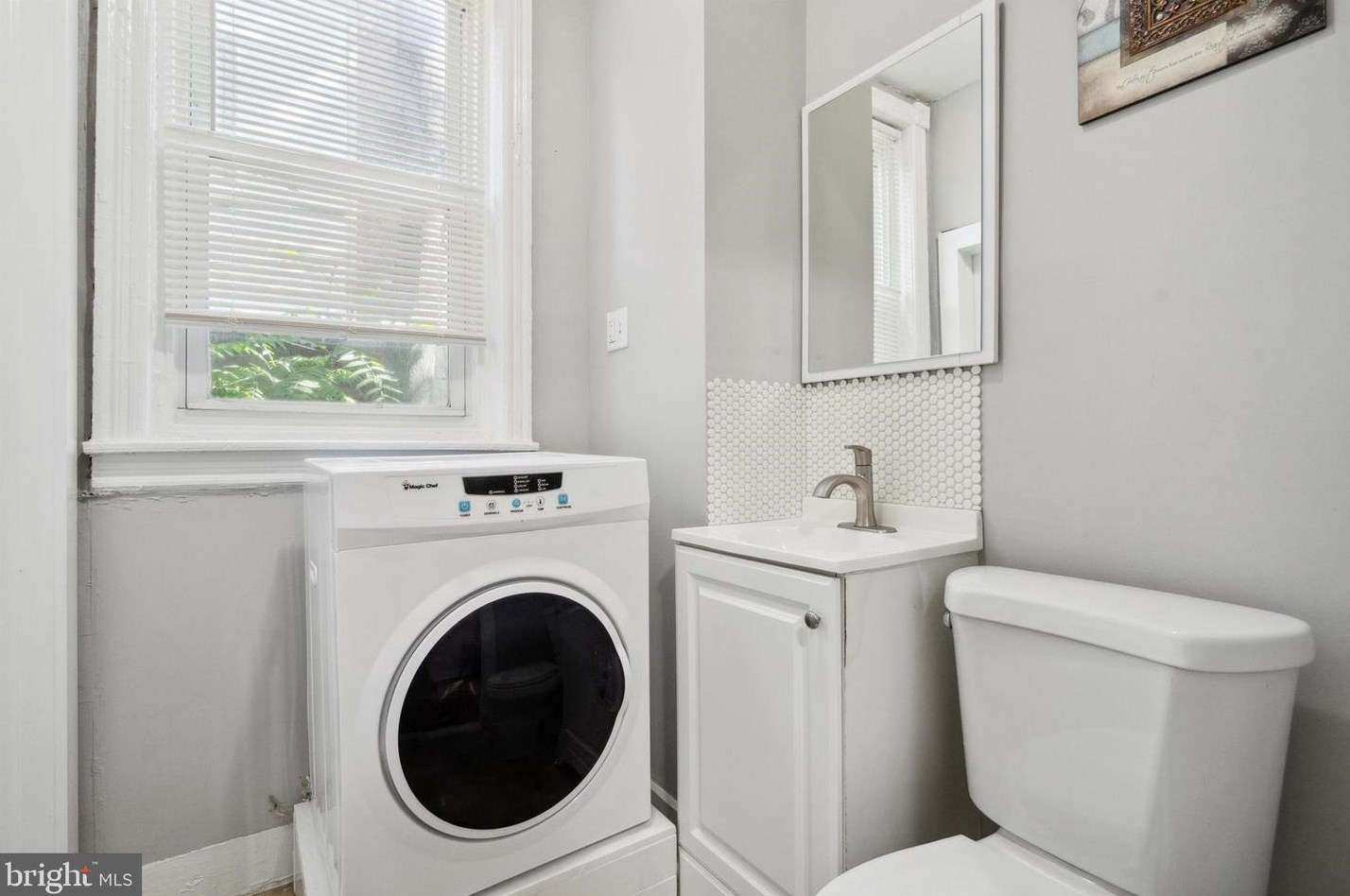 6013 Race St, Philadelphia PA  19139-2332 exterior