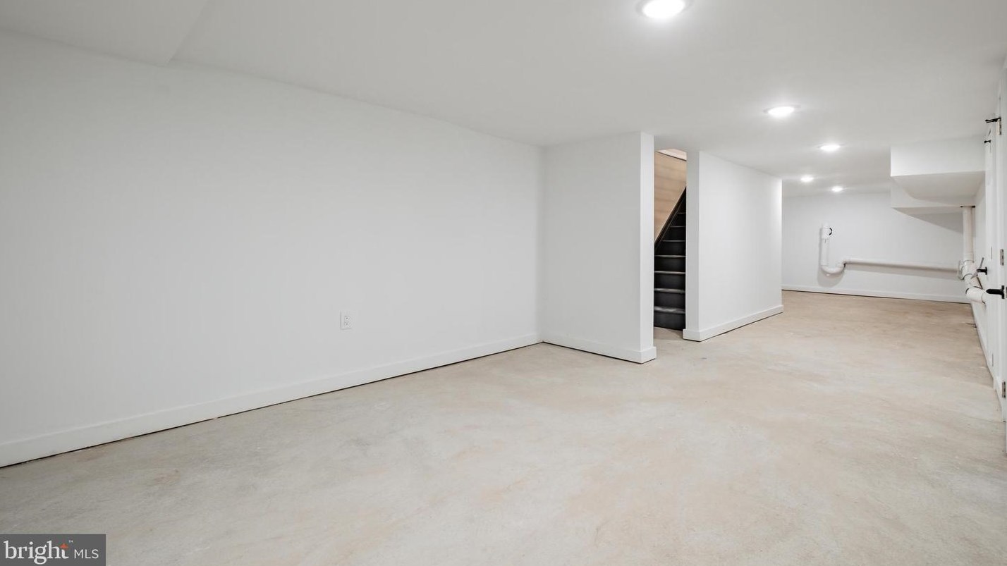 1818 Wharton St, Philadelphia PA  19146-4648 exterior