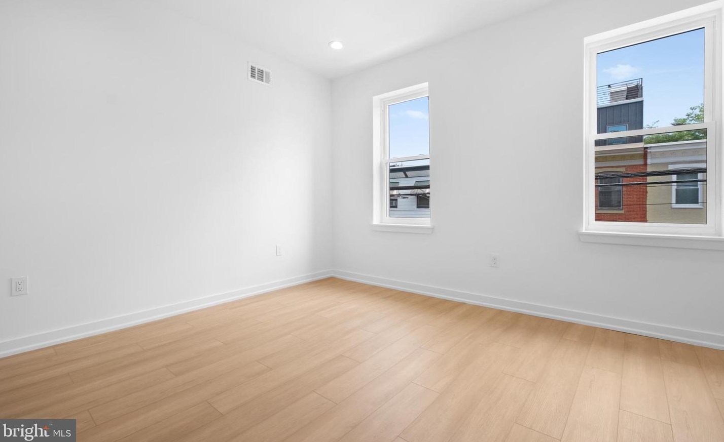 1818 Wharton St, Philadelphia PA  19146-4648 exterior