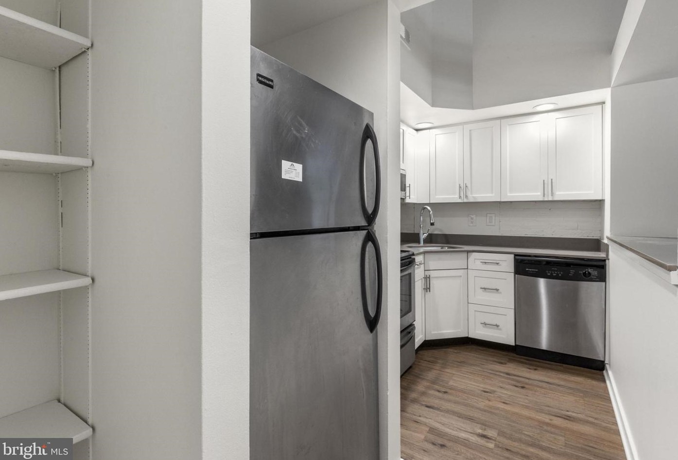 303 Vine St #107, Philadelphia, PA 19106