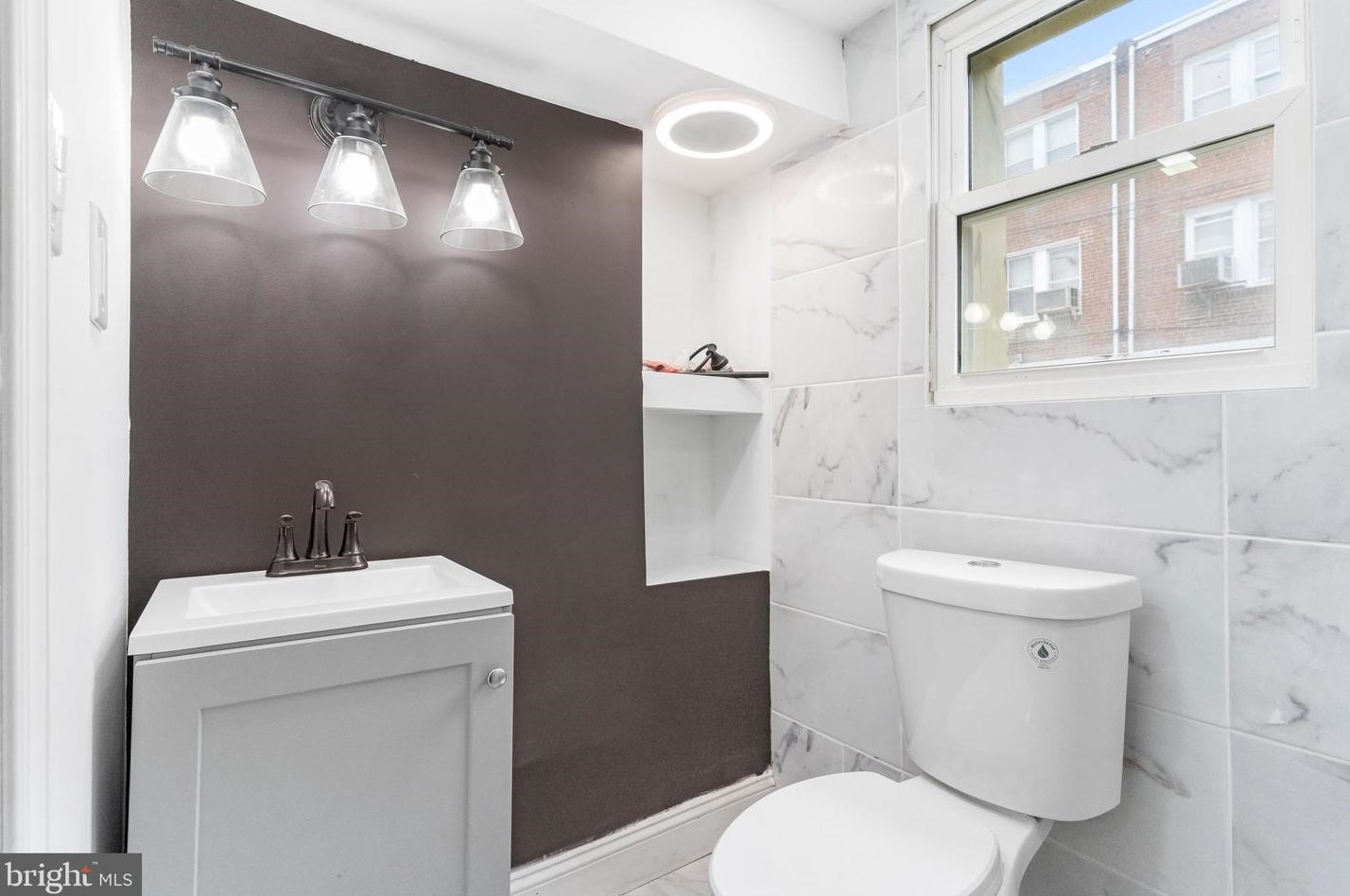 6026 Marvine St, Philadelphia PA  19141-3208 exterior