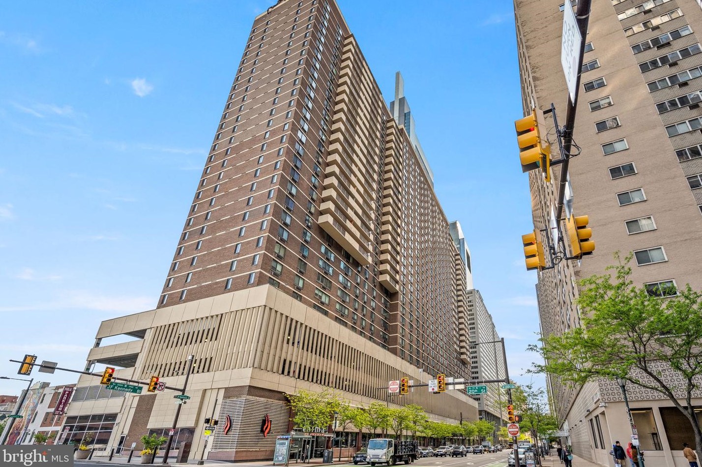 1901 John F Kennedy Blvd, Philadelphia PA 19103-1598 exterior