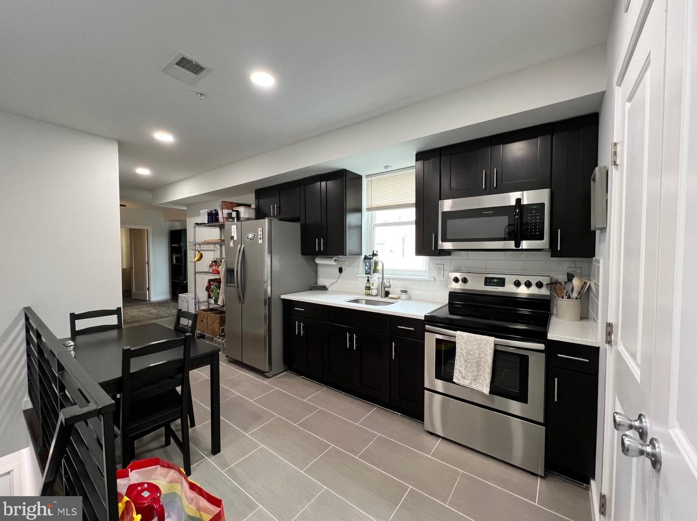 1202 S 15th St #3, Philadelphia, PA 19146