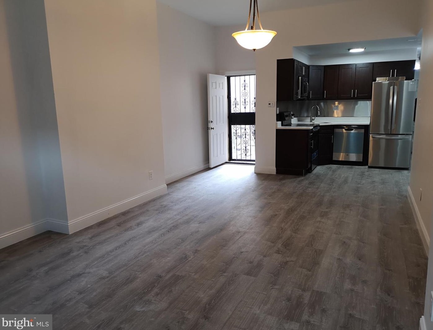 626 S 12th St #1, Philadelphia, PA 19147