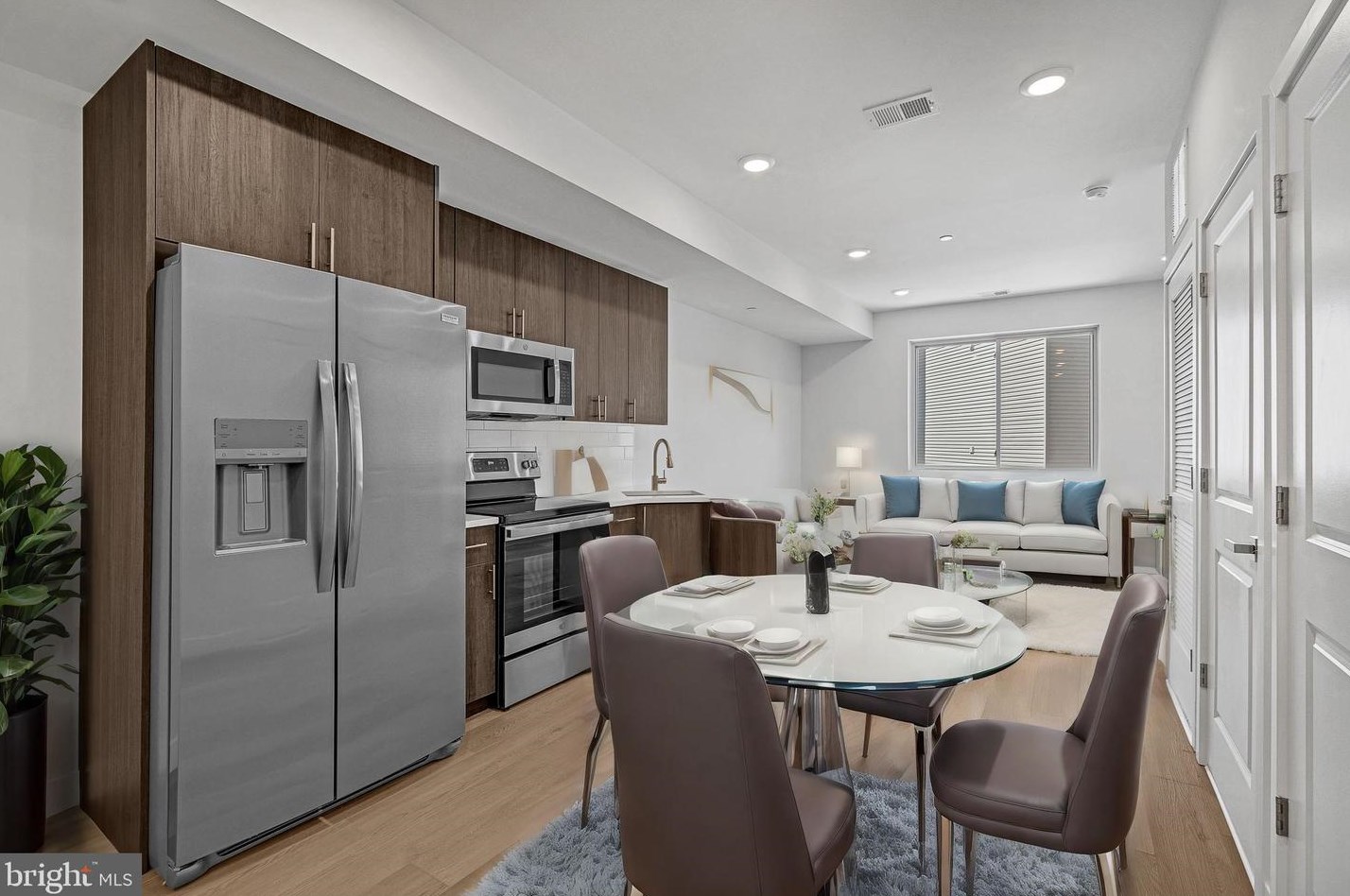 2326 N 7th St #b, Philadelphia, PA 19133