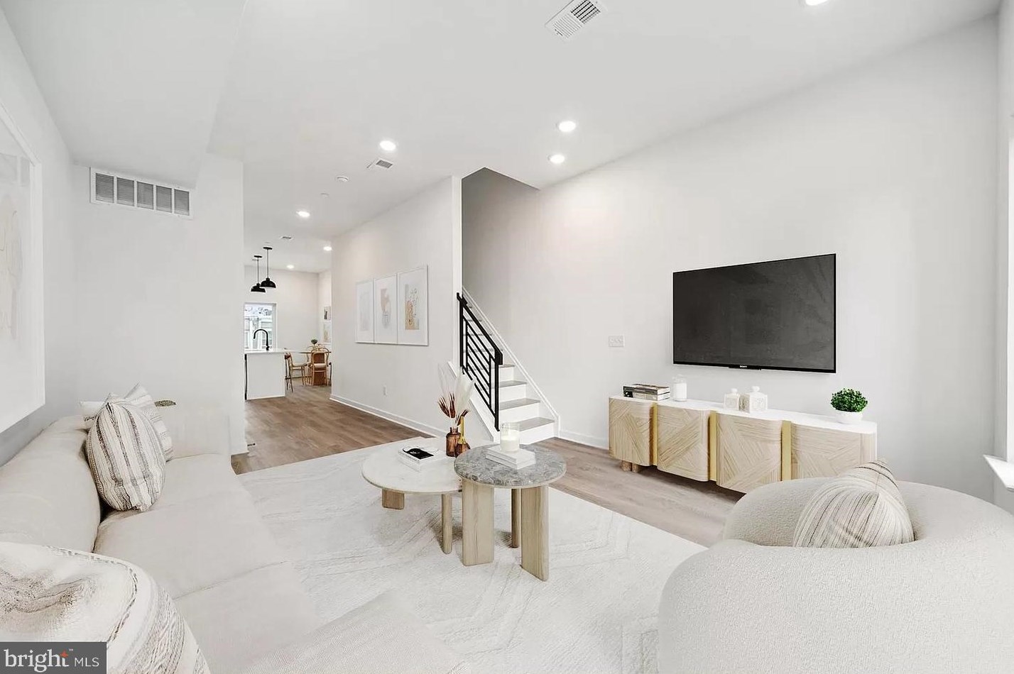 1307 W Clearfield St #2, Philadelphia, PA 19132