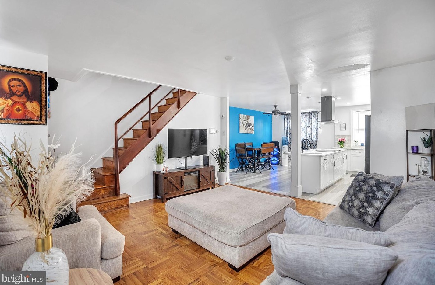 5910 Langdon St, Philadelphia PA  19149-3618 exterior