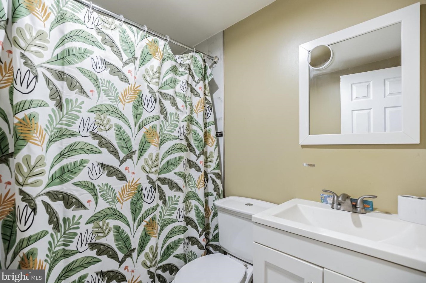 5910 Langdon St, Philadelphia PA  19149-3618 exterior
