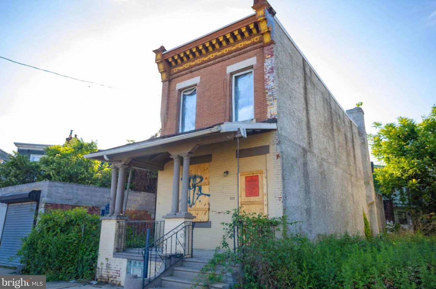 2221 Sedgley Ave, Philadelphia, PA 19132-4248