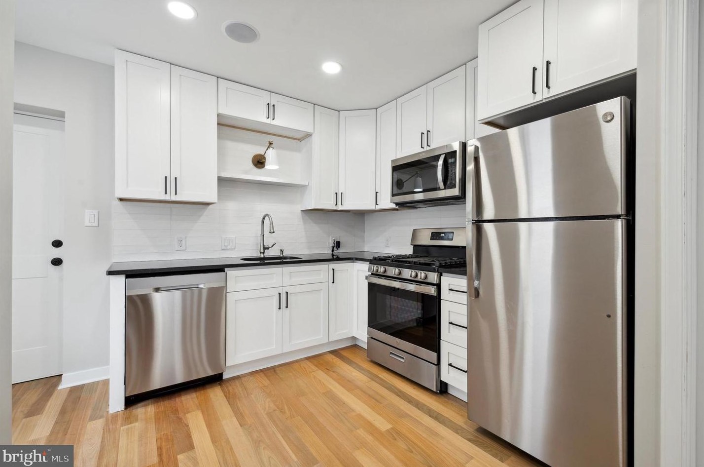 4225 Wallace St, Philadelphia PA  19104-1425 exterior