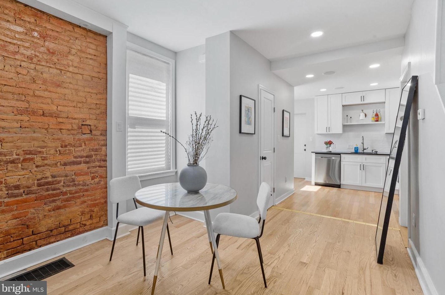 4225 Wallace St, Philadelphia PA  19104-1425 exterior