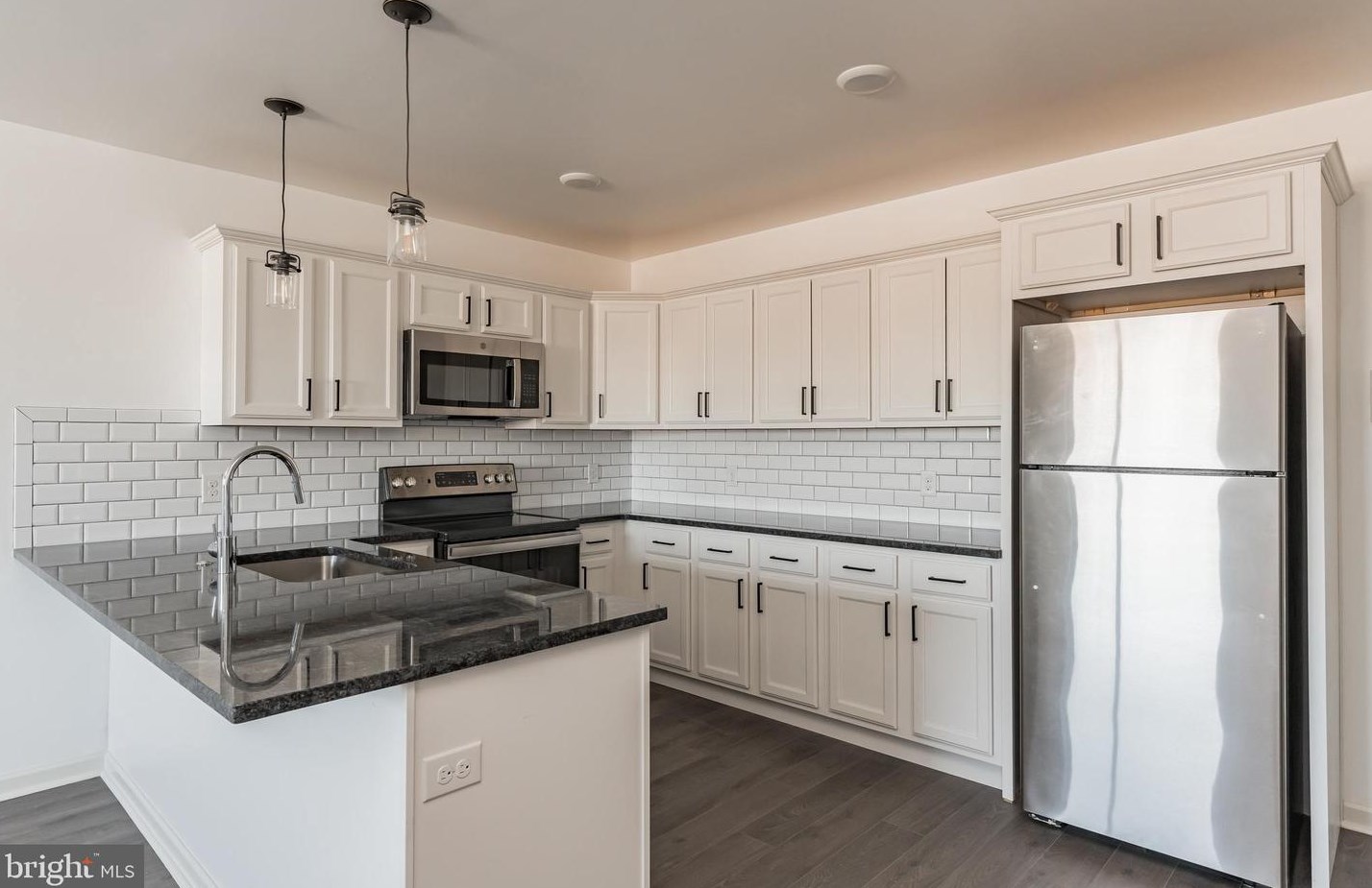 6649 Ridge Ave #a413, Philadelphia, PA 19128