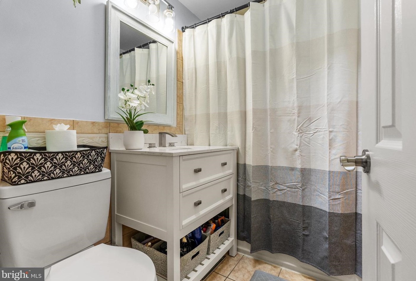 3470 Primrose Rd, Philadelphia PA 19114-2620 exterior