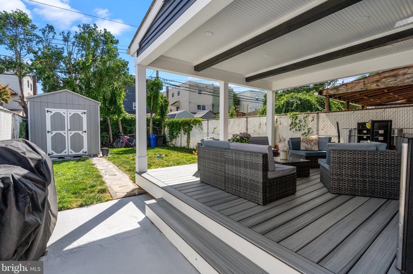 3470 Primrose Rd, Philadelphia PA 19114-2620 exterior