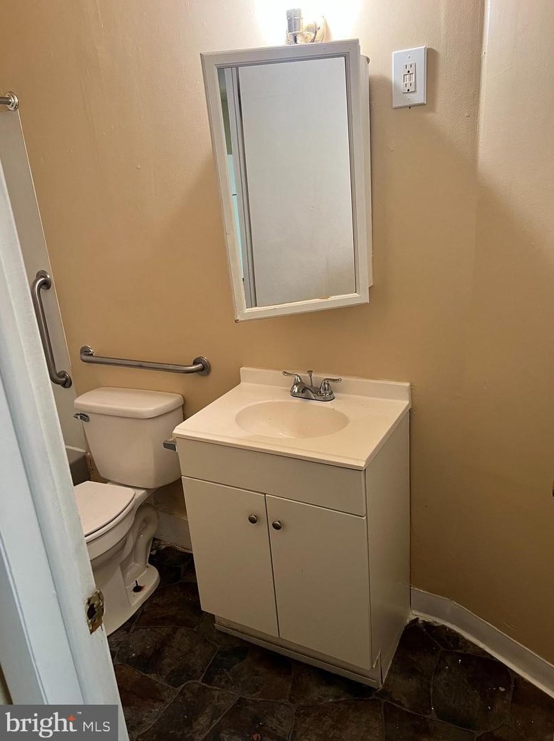 846 N 63rd St #1fr, Philadelphia, PA 19151