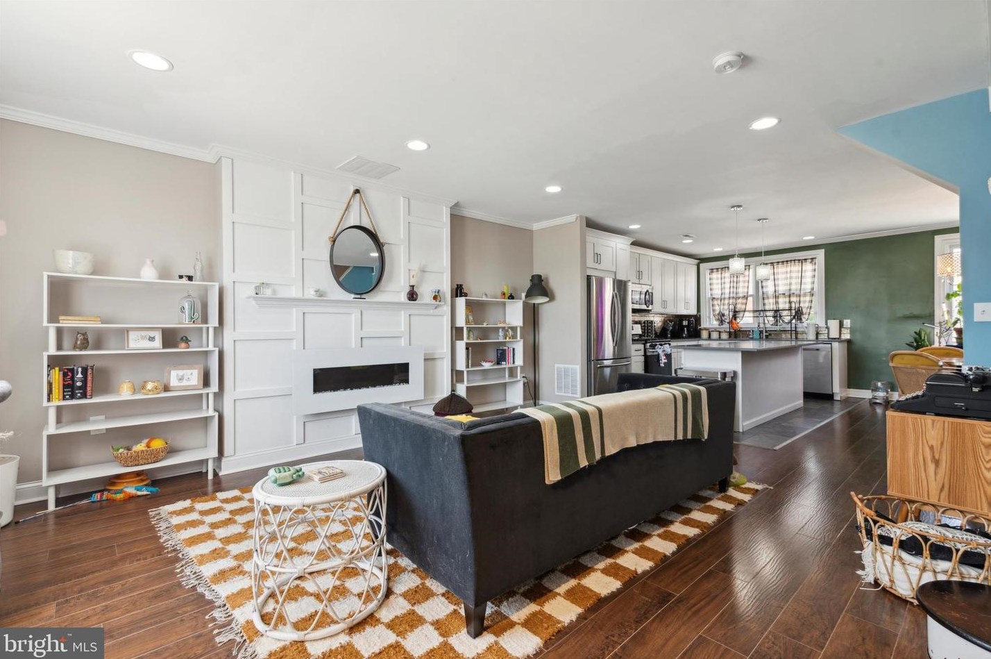7507 Woolston Ave, Philadelphia, PA 19150-2611