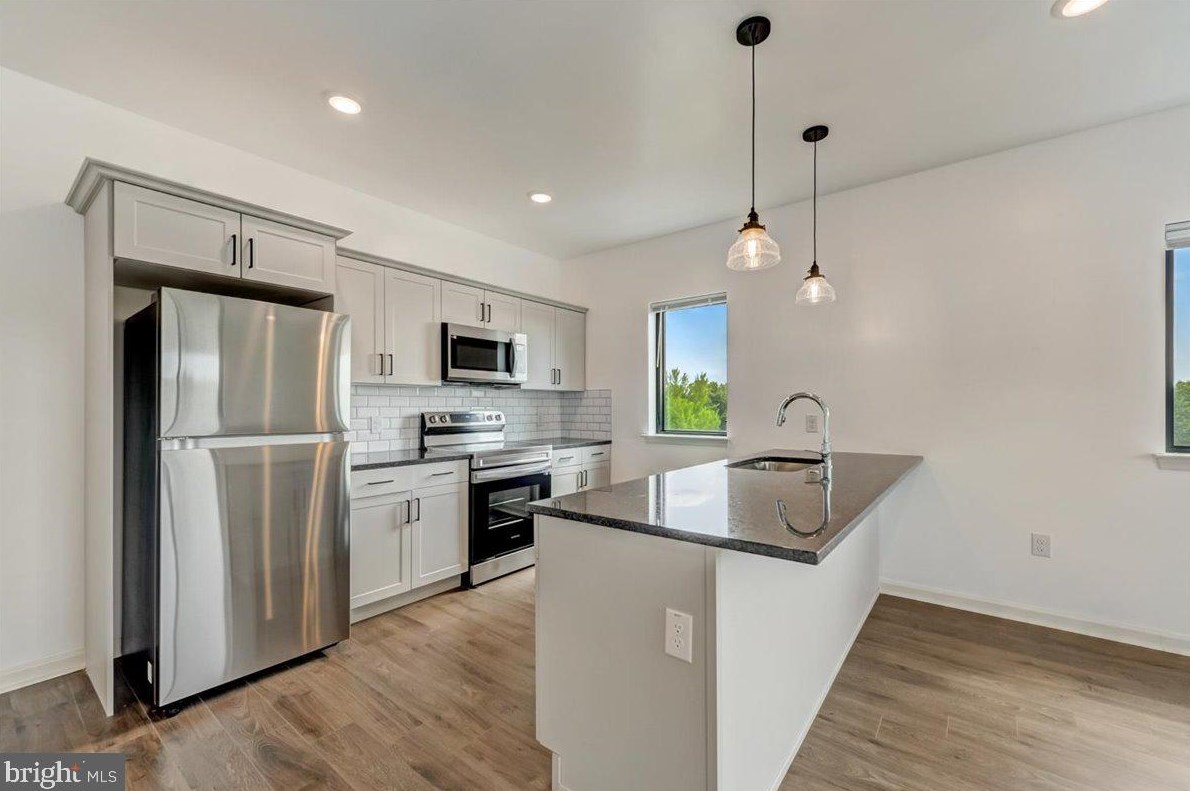 370 W Johnson St #a307, Philadelphia, PA 19144