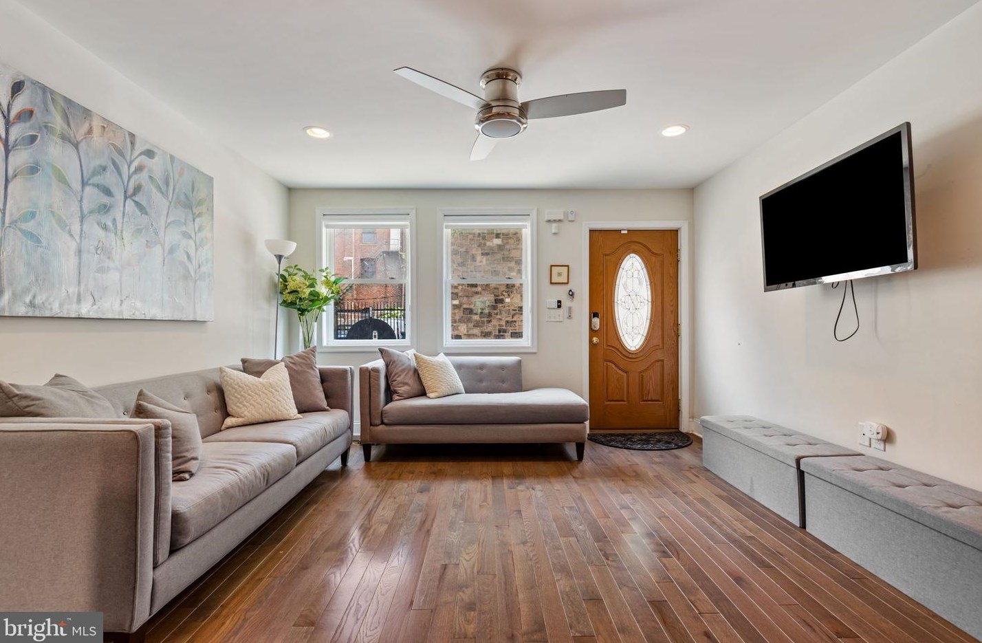2030 Montrose St, Philadelphia PA  19146-2631 exterior