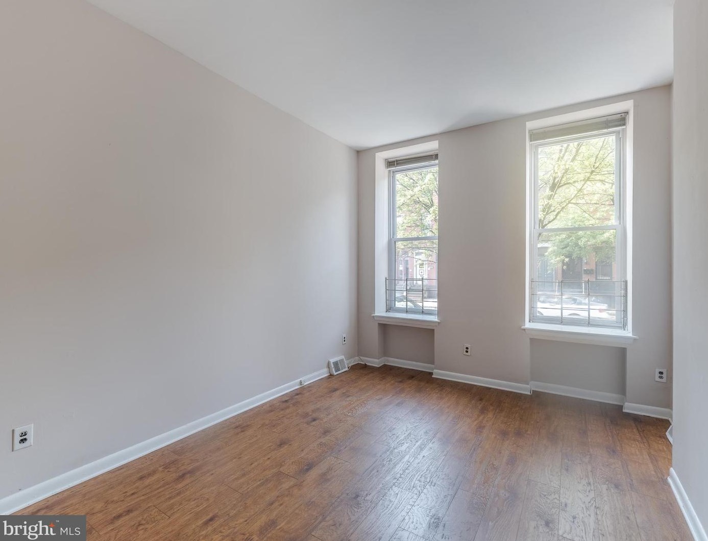 1707 W Diamond St #1, Philadelphia, PA 19121