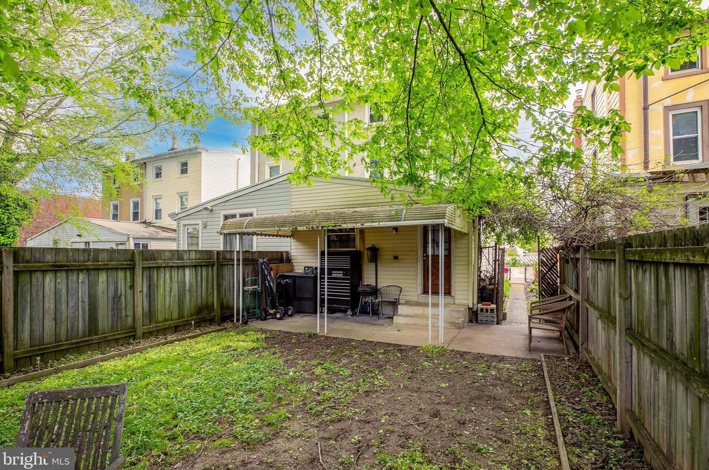 455 Delmar St, Philadelphia PA 19128-4502 exterior