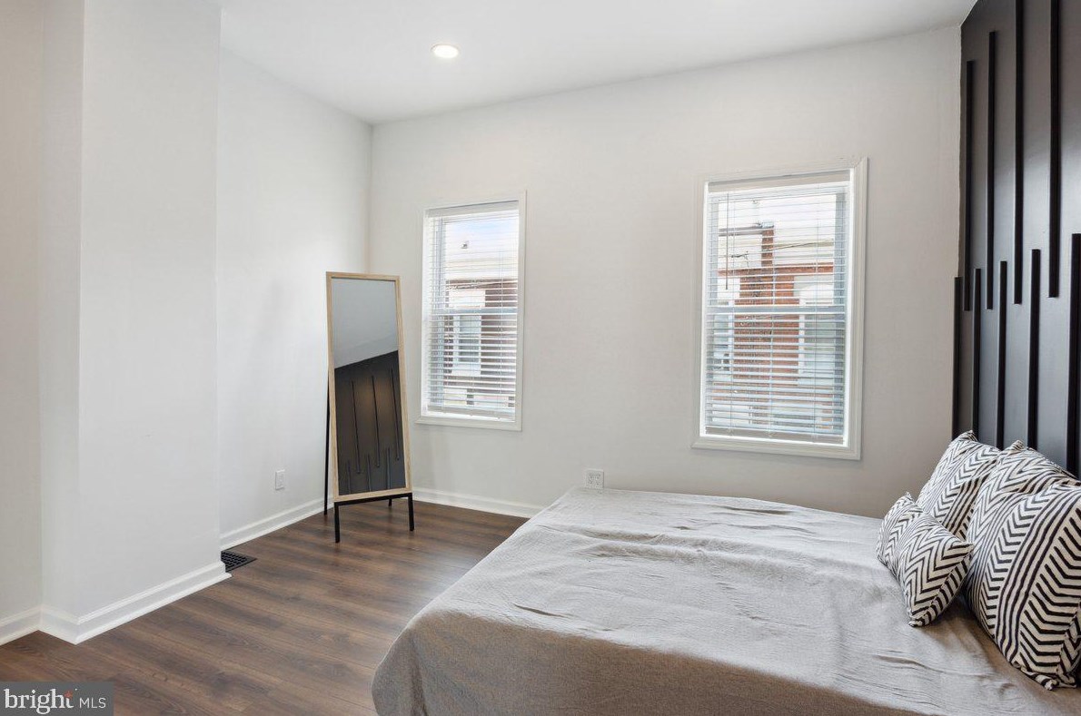 421 Tree St, Philadelphia PA  19148-5706 exterior