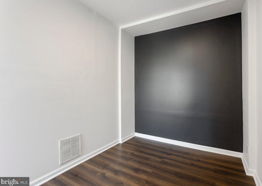 421 Tree St, Philadelphia PA  19148-5706 exterior