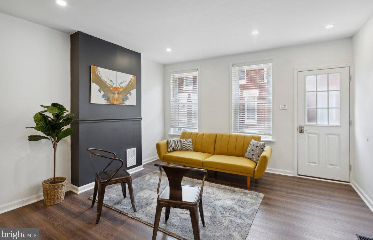 421 Tree St, Philadelphia PA  19148-5706 exterior