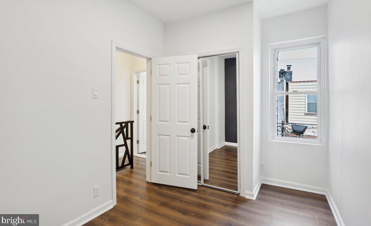 421 Tree St, Philadelphia PA  19148-5706 exterior