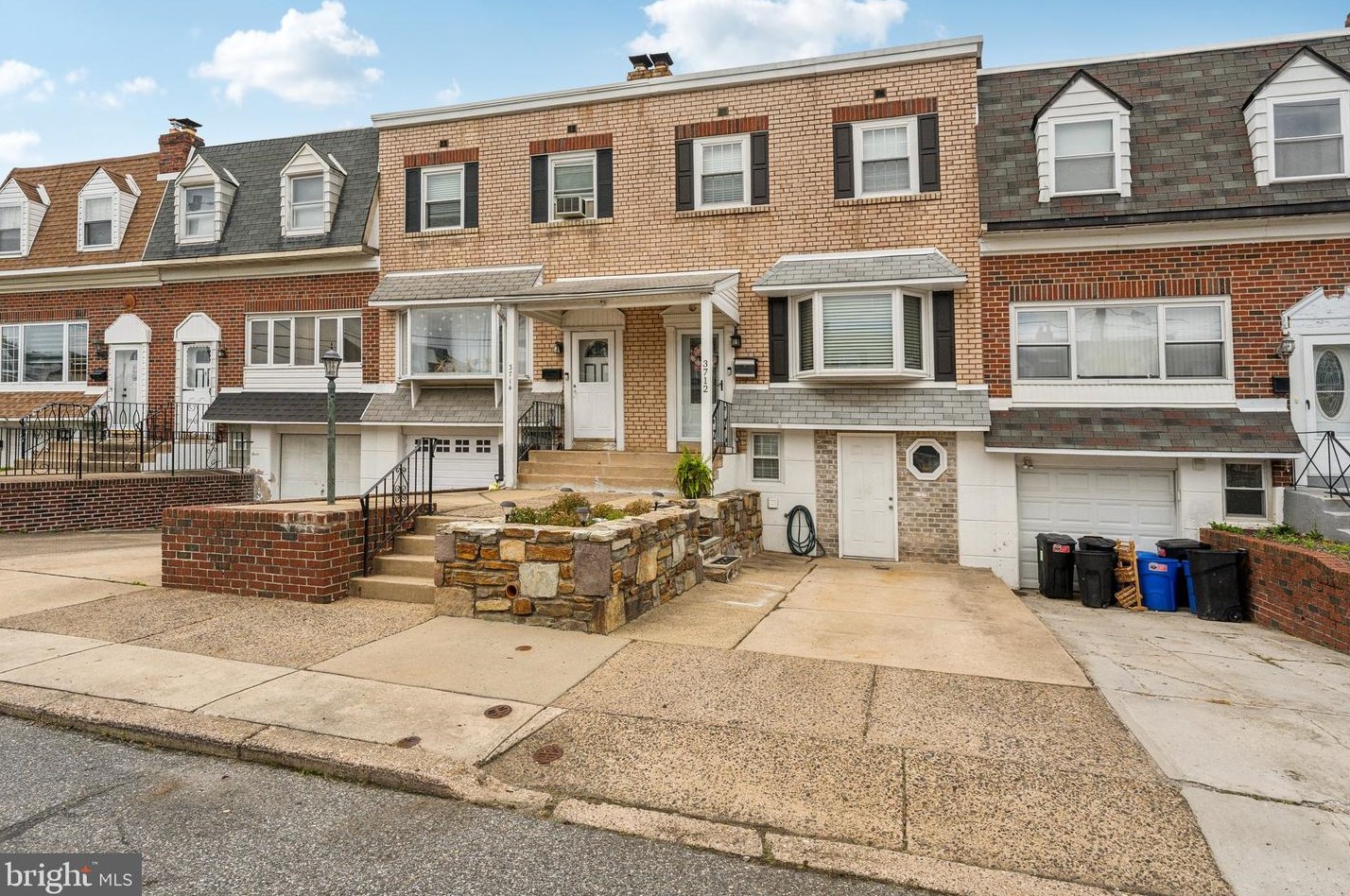 3712 Westhampton Dr, Philadelphia, PA 19154-2015