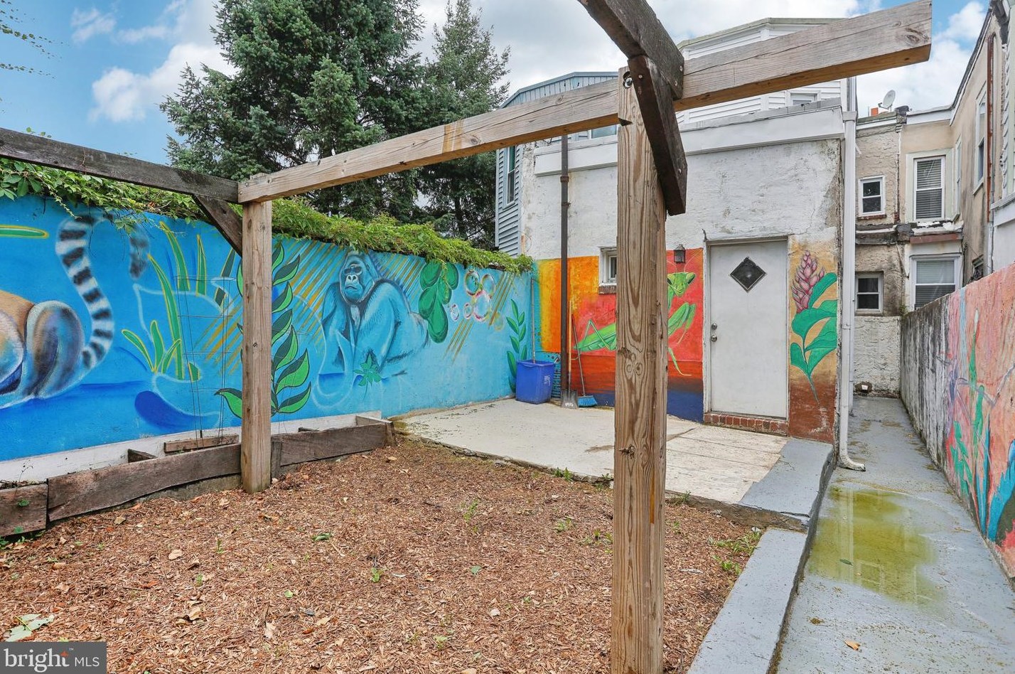 4226 Thompson St, Philadelphia PA  19104-1026 exterior